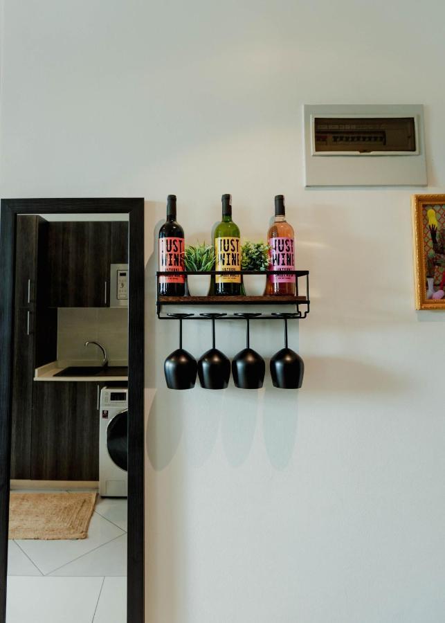 אקרה Enjoy Luxury Studio W/Pool @Embassy Gardens מראה חיצוני תמונה